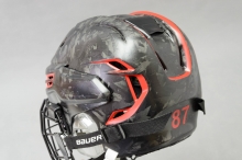 Хоккейный шлем ломаный Carbon (hockey)